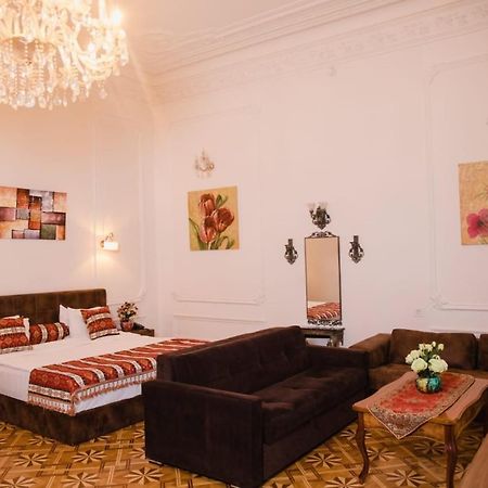 Malakhan Hotel Baku Ngoại thất bức ảnh