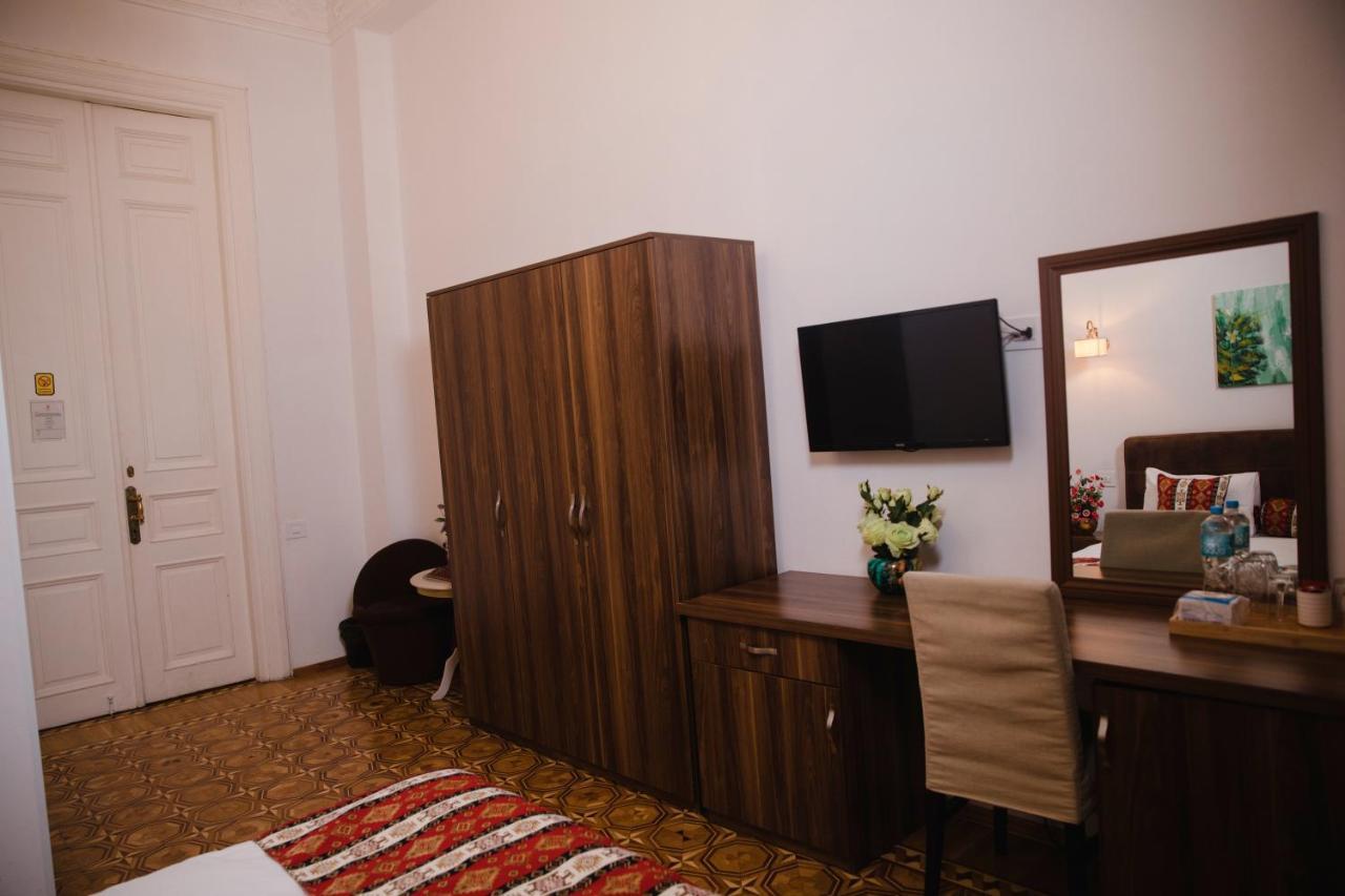 Malakhan Hotel Baku Ngoại thất bức ảnh