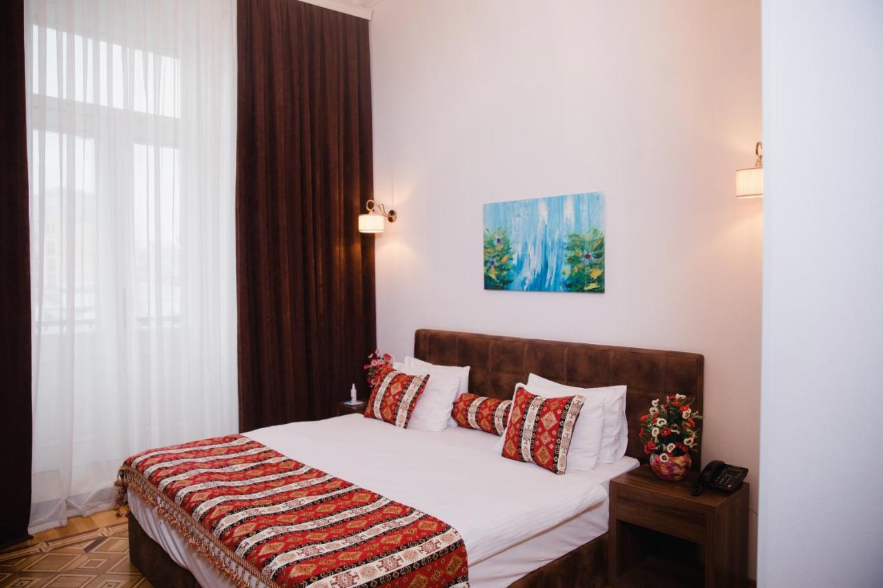 Malakhan Hotel Baku Ngoại thất bức ảnh