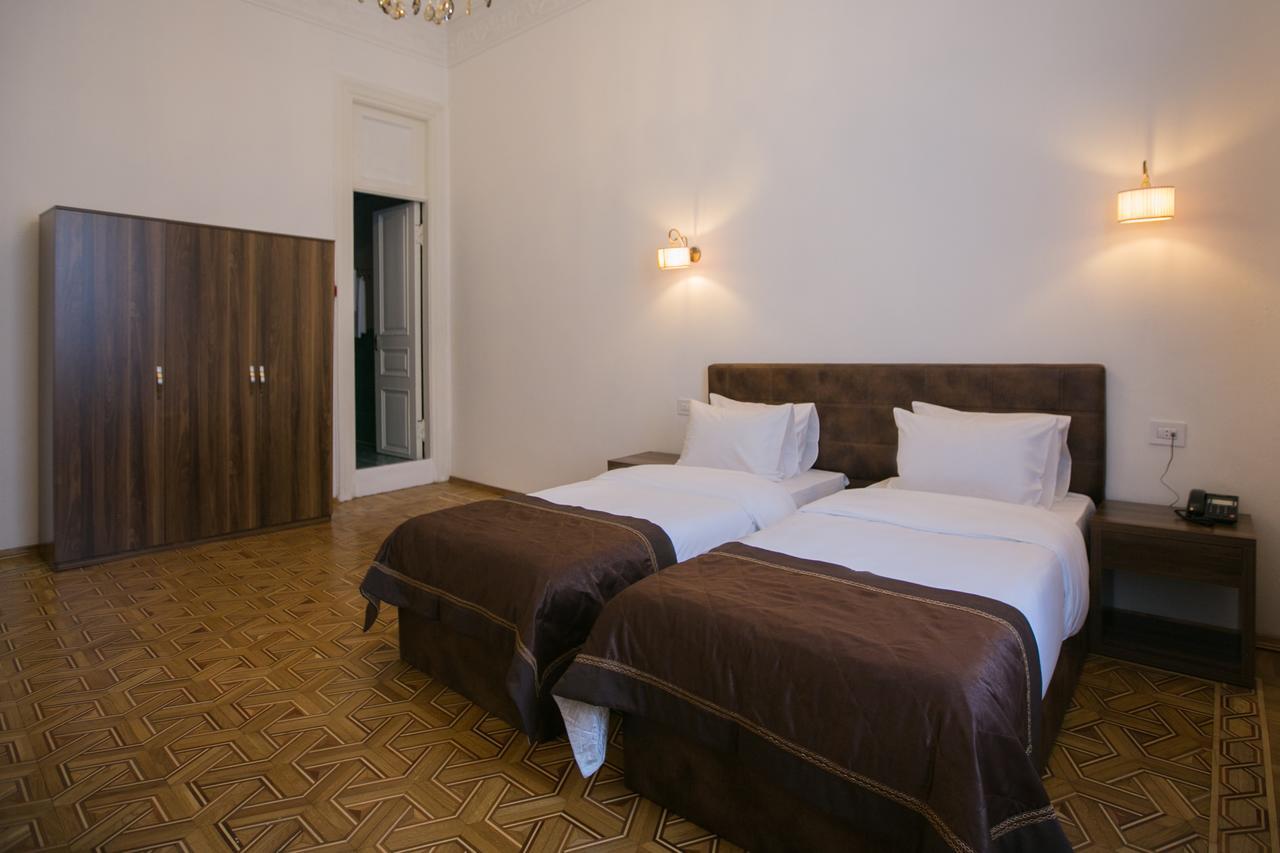 Malakhan Hotel Baku Ngoại thất bức ảnh