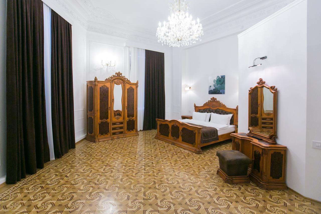 Malakhan Hotel Baku Ngoại thất bức ảnh