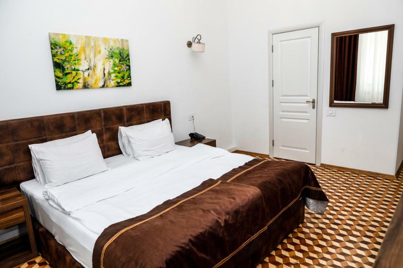 Malakhan Hotel Baku Ngoại thất bức ảnh