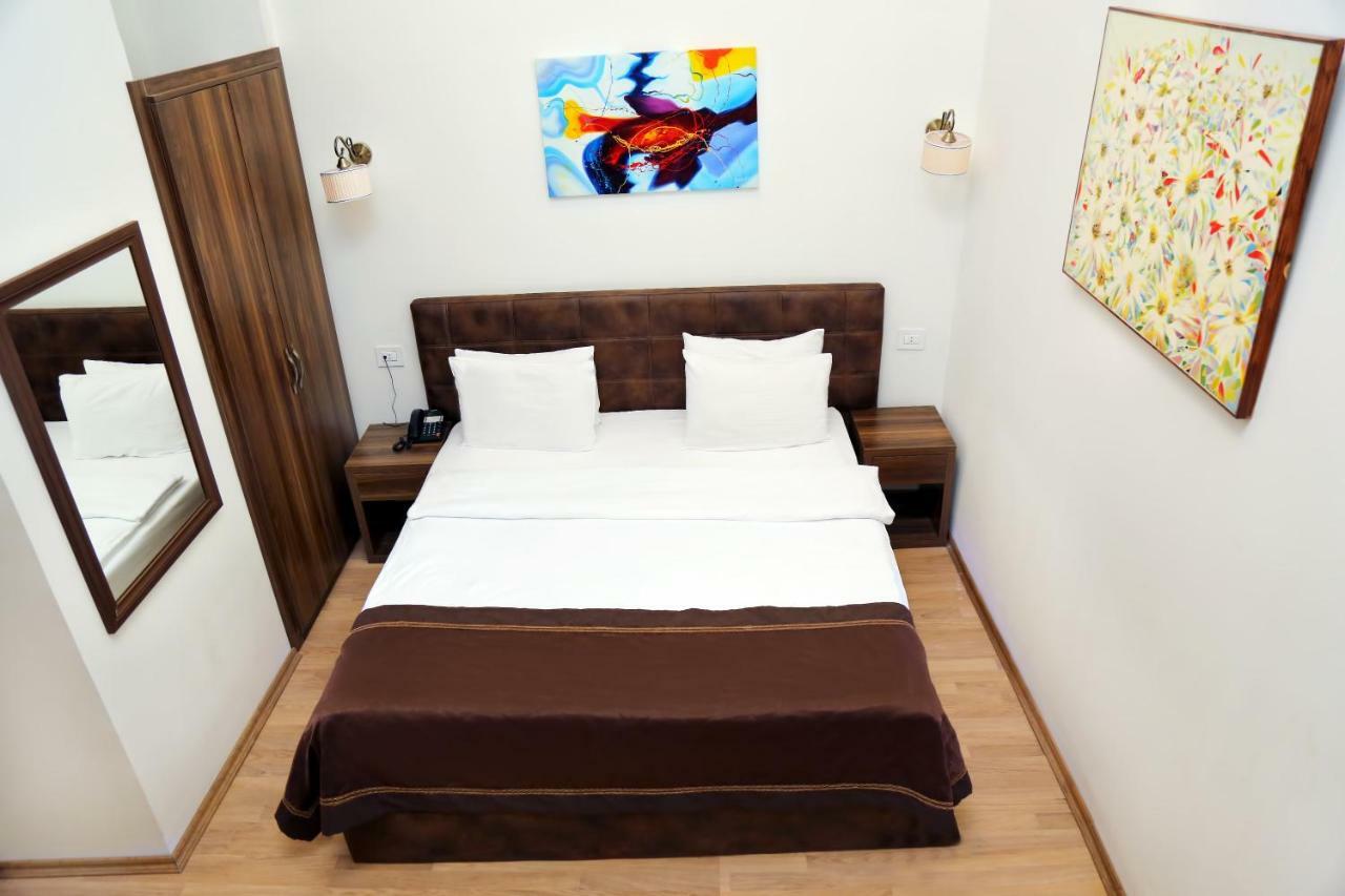 Malakhan Hotel Baku Ngoại thất bức ảnh