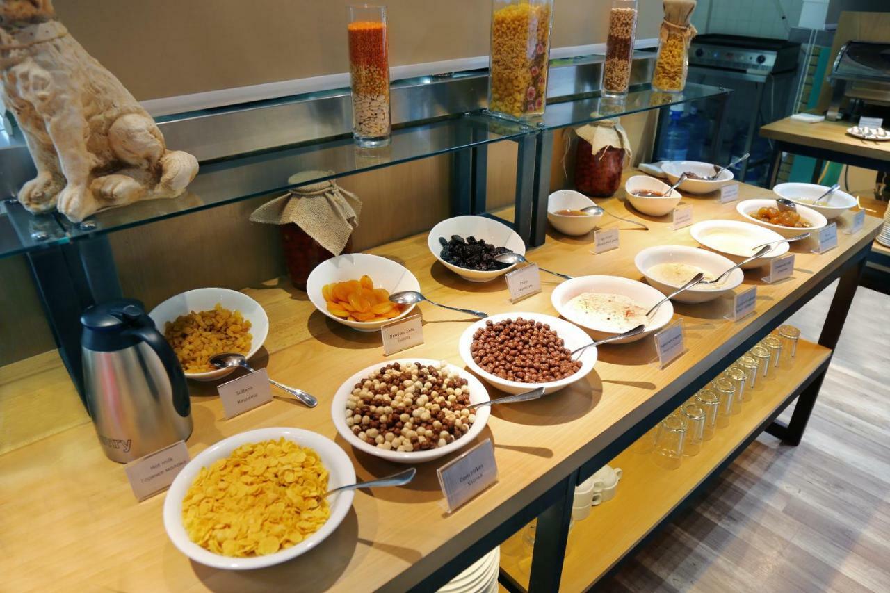 Malakhan Hotel Baku Ngoại thất bức ảnh