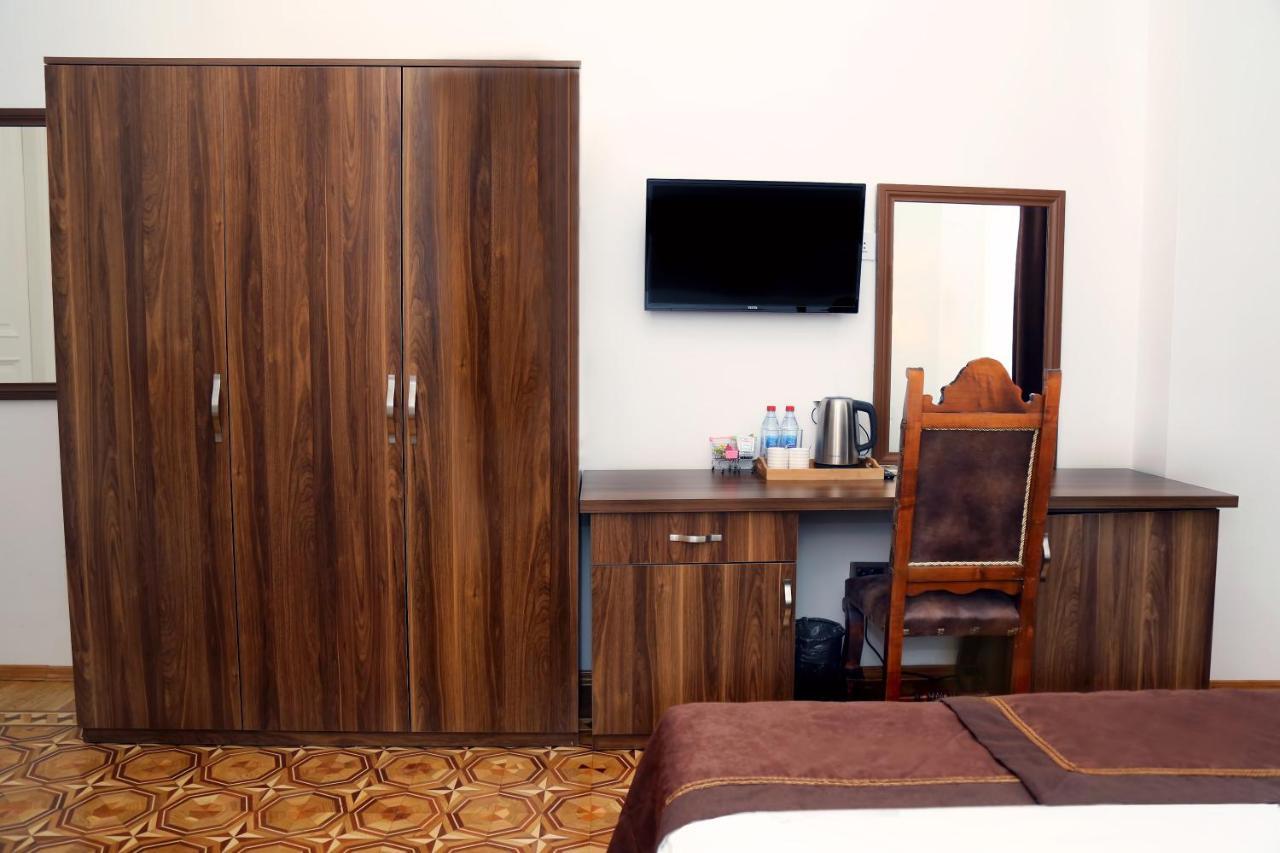 Malakhan Hotel Baku Ngoại thất bức ảnh